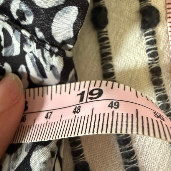 L'ACADEMIE Black and White  Joyce Leopard Satin Tulip Hem Faux Wrap Dress Small - Picture 9 of 10